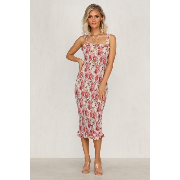 FLORAL MIDI BODYCON SHIRRED DRESS RUNWAYSCOUT - Picture 1 of 6